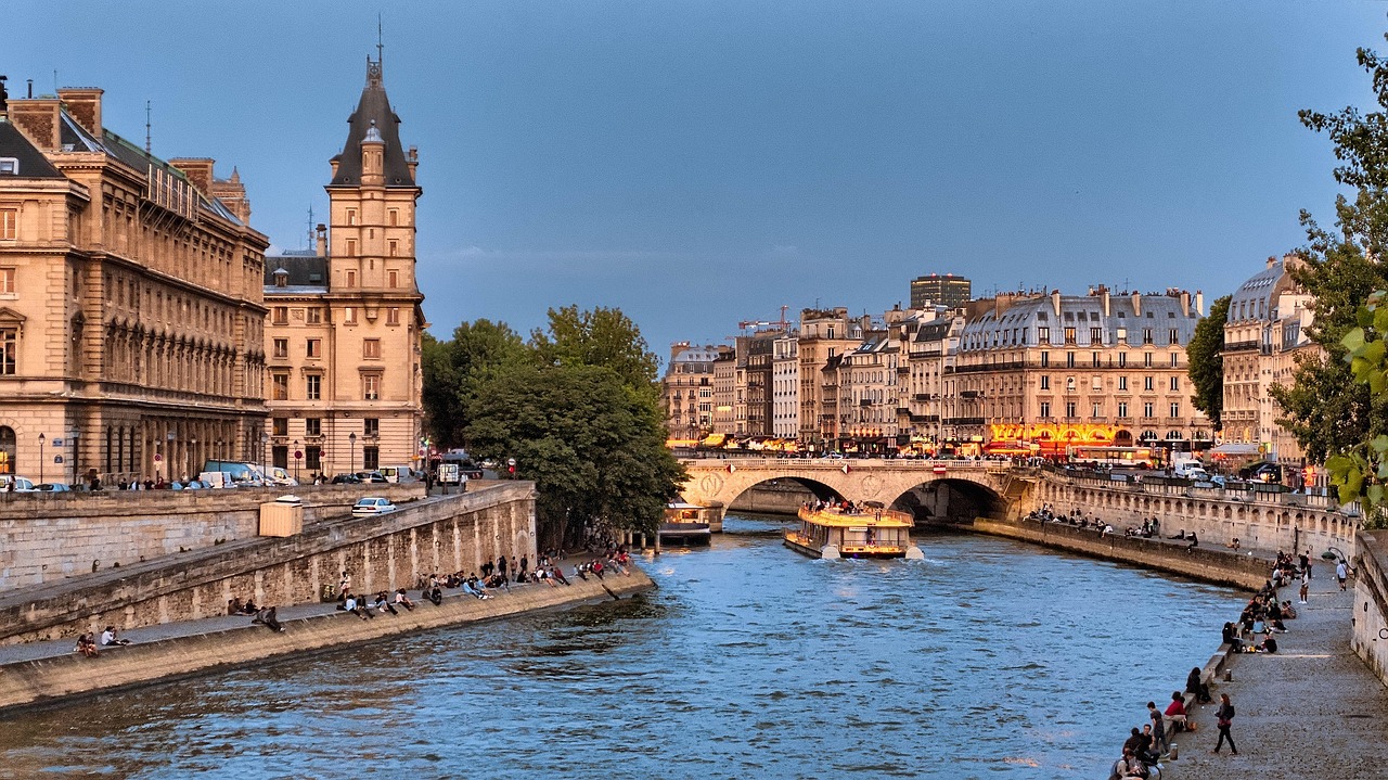 Seine river 999969 1280