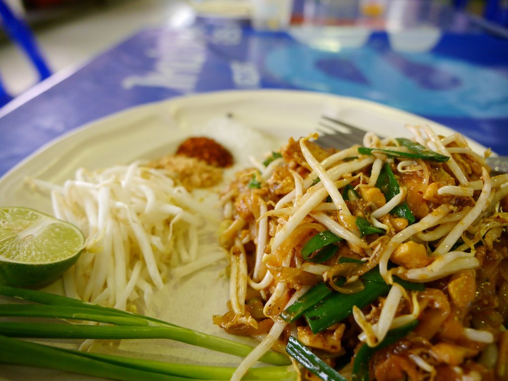 Everyone%e2%80%99s got a pad thai opinion3