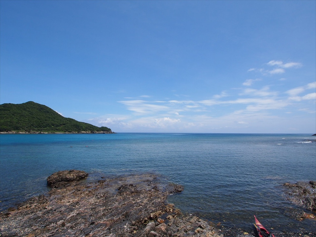 where it rains 35 days per month: a trip to enjoy yakushima’s "water" | enjoying the "water" flowing from yakushima and the beautiful "sea" shaped by kuroshio current