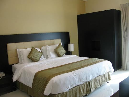 take an affordable break by the seaside city at the emirate springs hotel apartments, fujairah | spacious and comfortable bedrooms