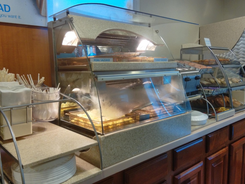 cheap hotels in niceville | excellent breakfast buffet