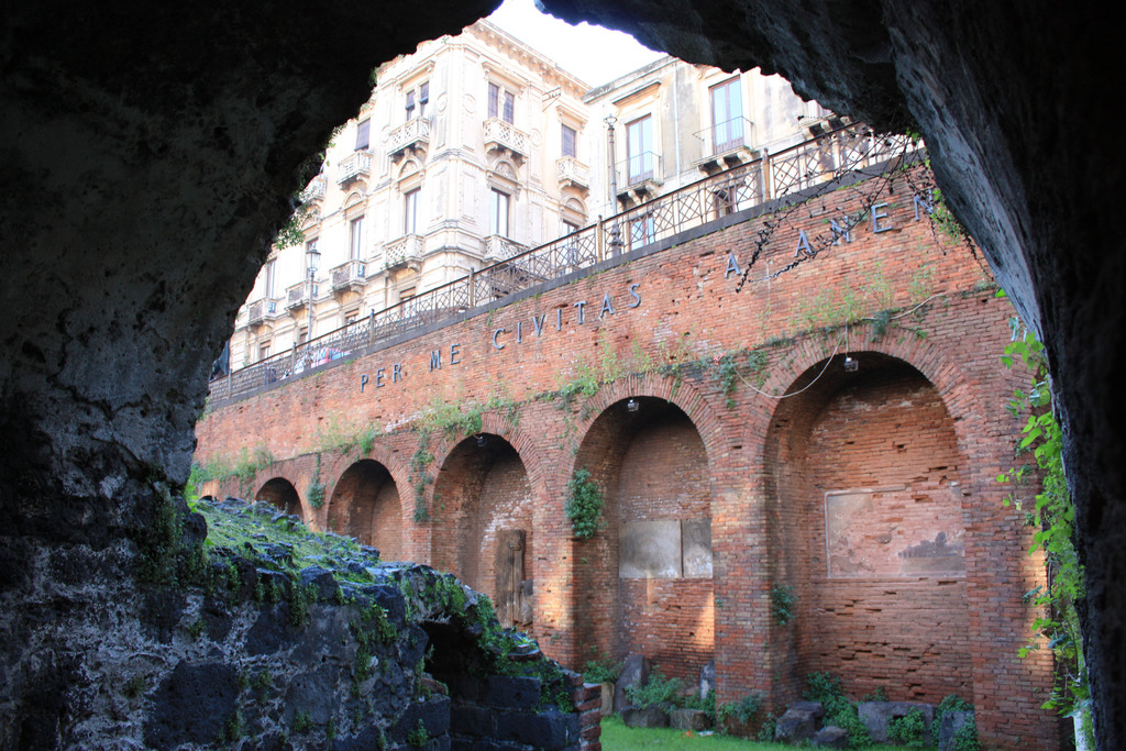 Visit the Largest Roman Amphitheatre in Sicily Trip101