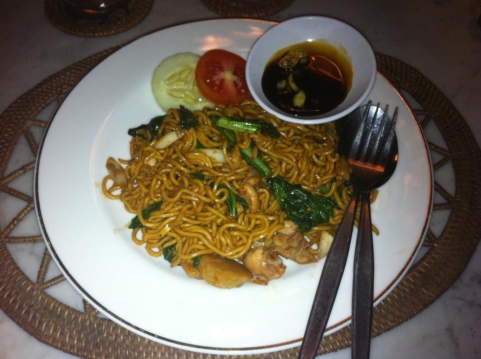 Mi goreng (Indonesian fried noodles)