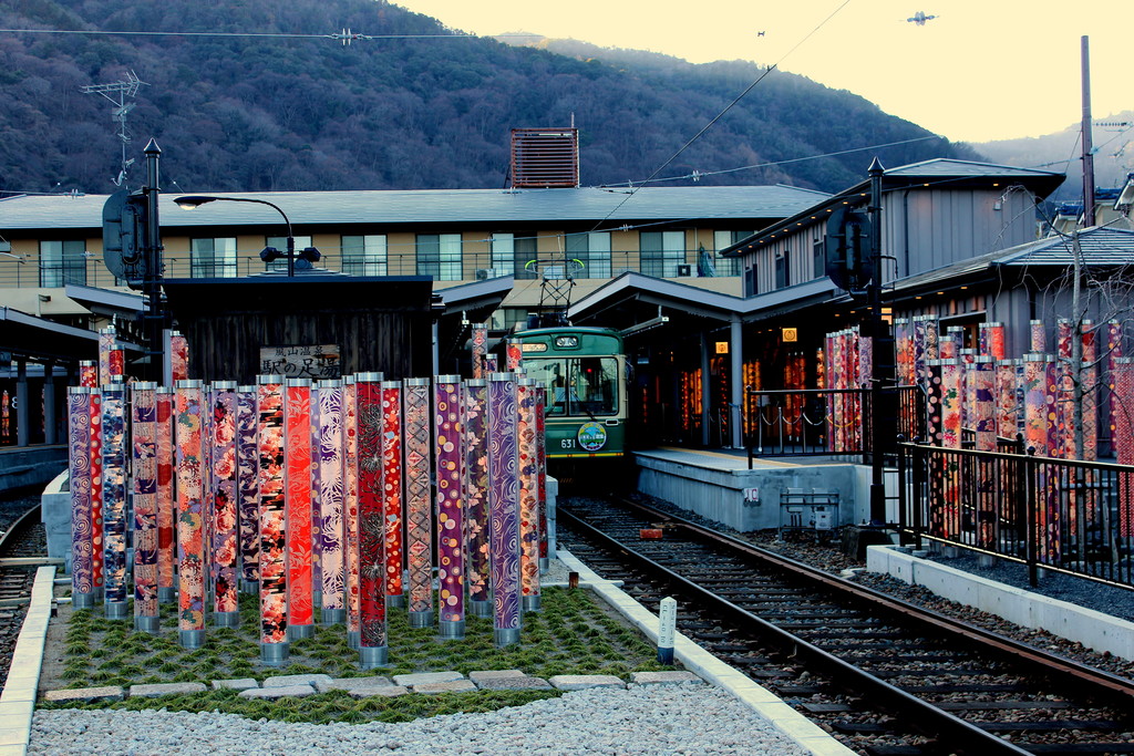 what a wonderful station! the magical lights of “kimono forest” at randen line’s arashiyama station | what is the “kimono forest”?