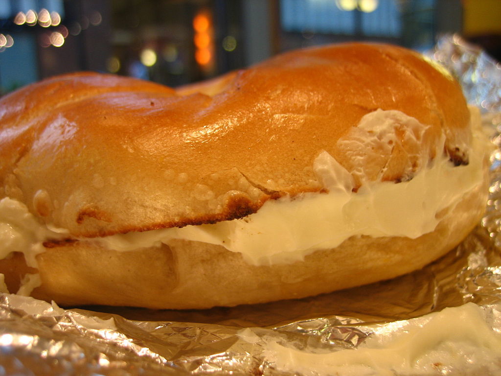 Bagel with cream cheese