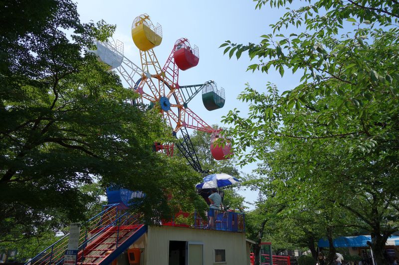 レトロなミニ遊園地も充実