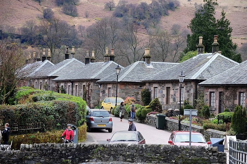 Luss Loch Lomond (3439616004)