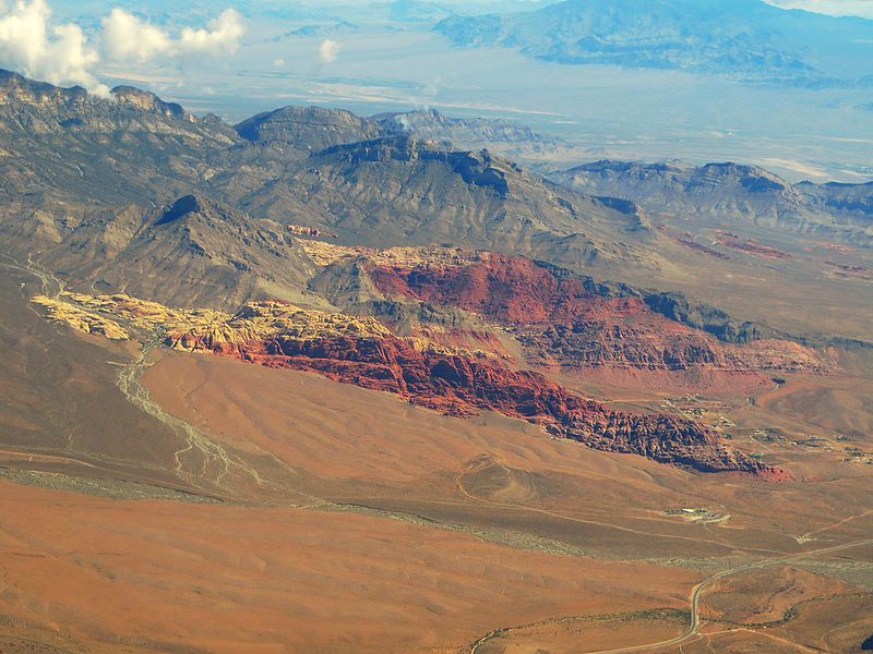 Keystone Thrust, Red Rock Canyon National Conservation Area, Near Las Vegas, Nevada (18199628021)