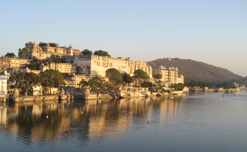 City Palace by lake Pichola, Udaipur