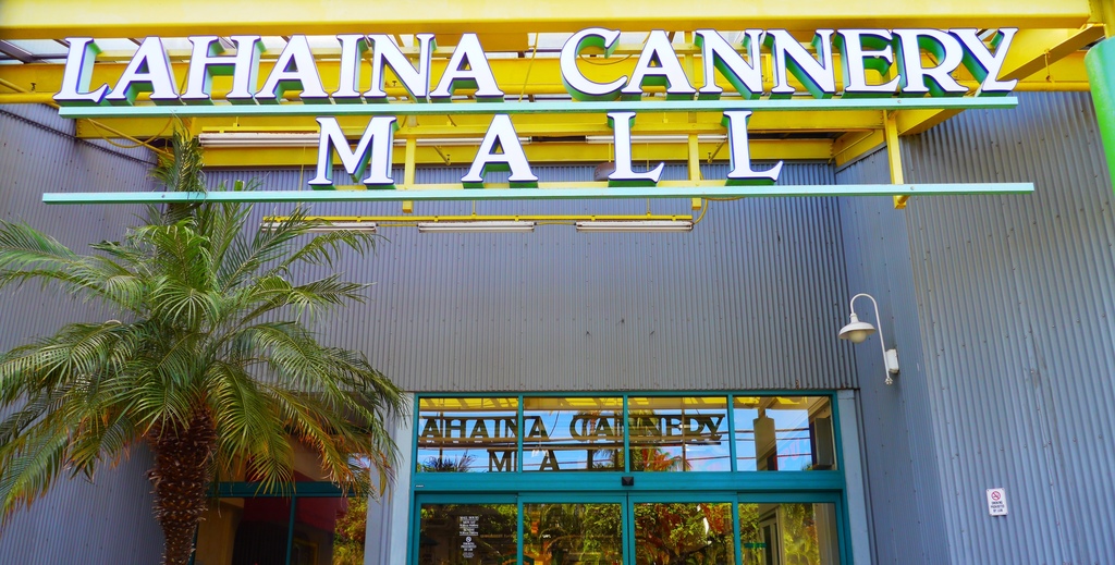 Lahaina Cannery Mall Signage, Maui, Hawai'i