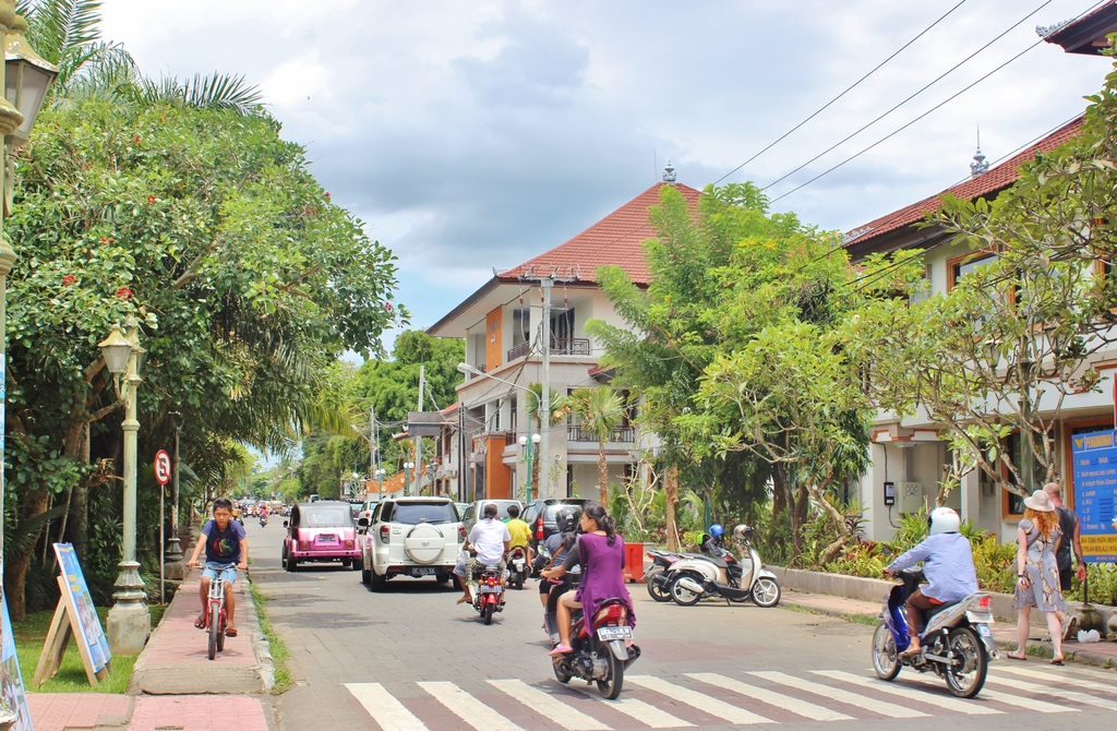 Downtown Ubud Bali Indonesia - panoramio (9)