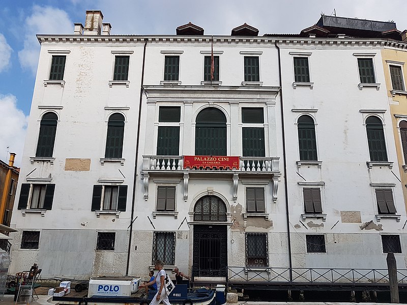 Palazzo Cini Valmarana (Venice)