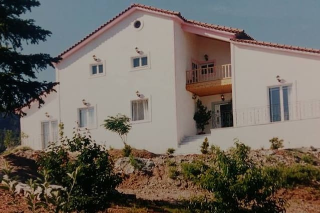 villa near karpenissi