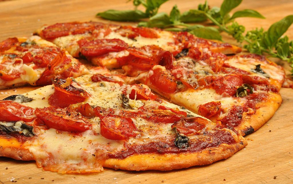 Pizza with tomatoes