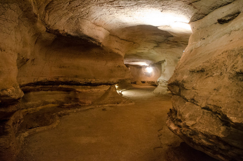 Longhorn Caverns