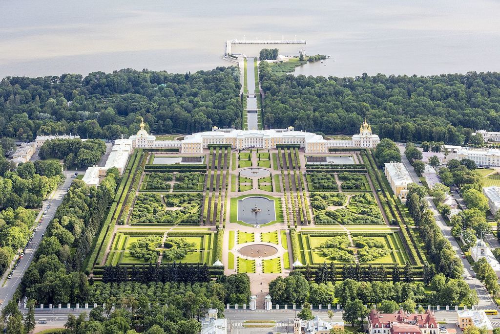 RUS-2016-Aerial-SPB-Peterhof Palace 02
