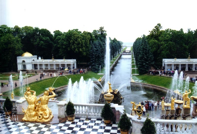 PeterhoffFountains