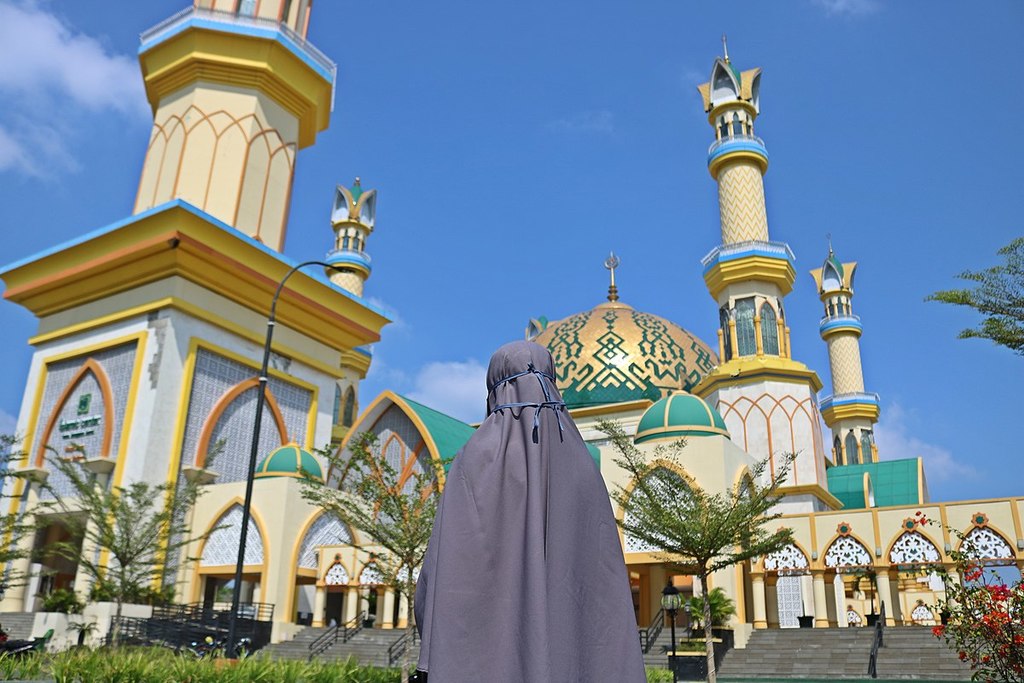 Ismalic Center, Ikon Pulau 1000 Masjid Lombok