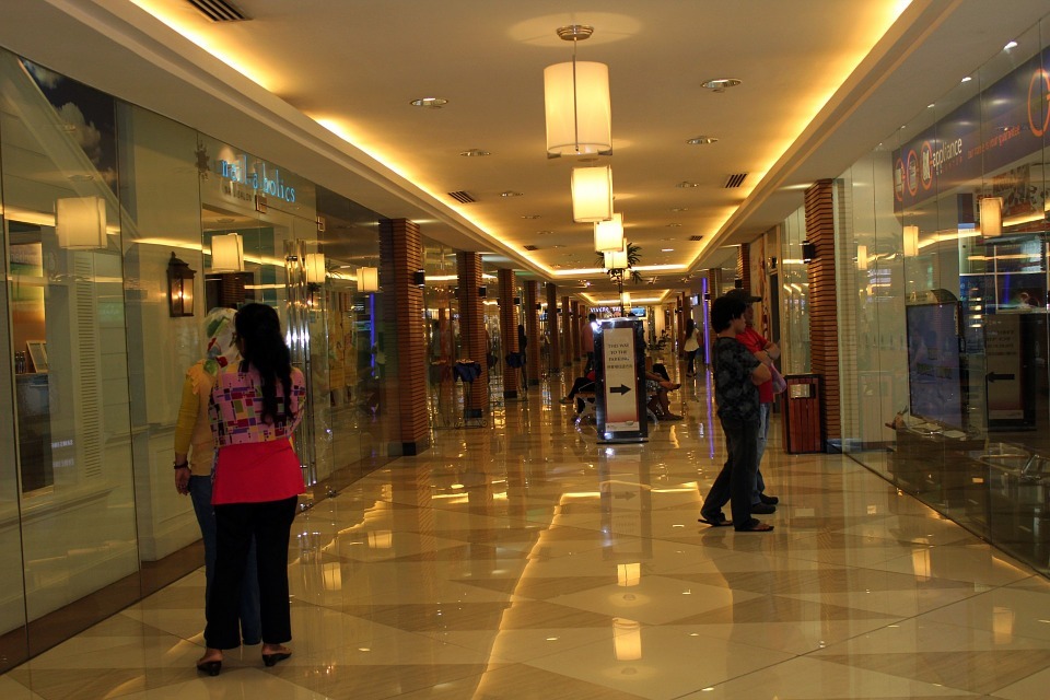 Shopping mall