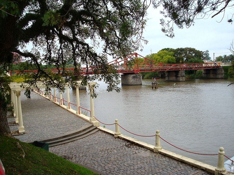 Rambla de los Constituyentes