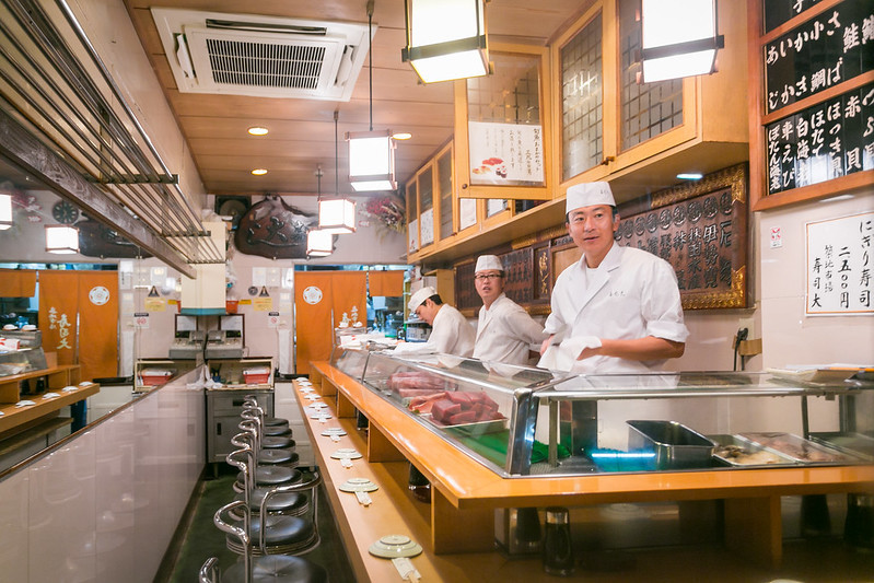 Inside Sushi Dai