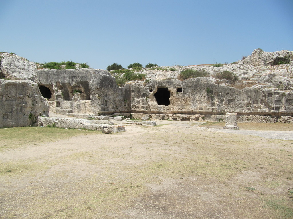 Siracusa, Via dei Sepolcri