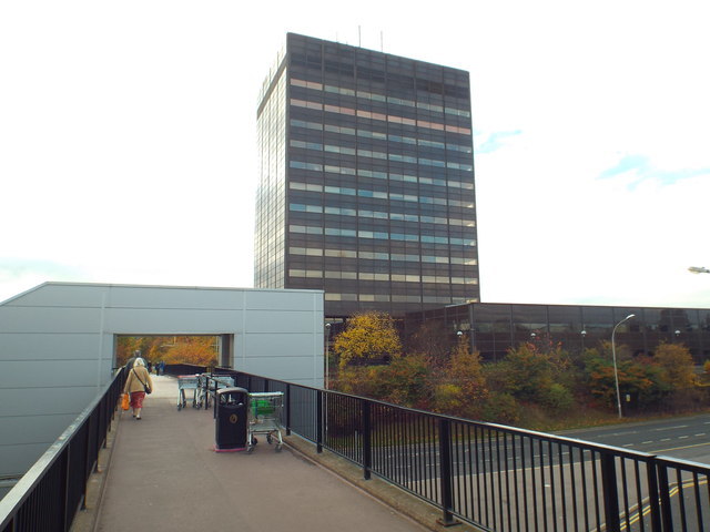 Pedestrian walkway and office block, Washington (geograph 5190870)