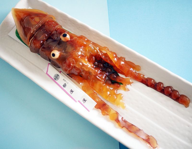 Snack on squid-shaped confectioneries at Hakodate Yanagiya Main Store