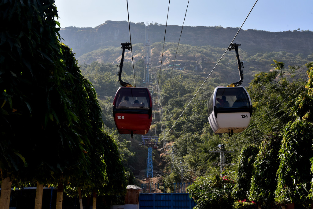 Roap way to Pavagad (1)