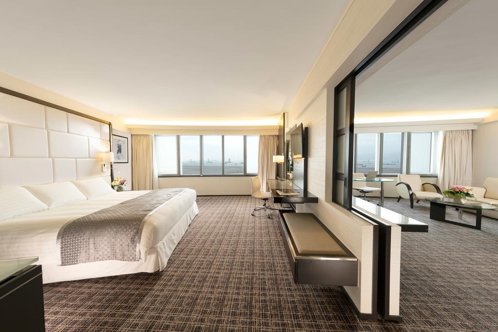 Regal Airport Hotel Hong Kong