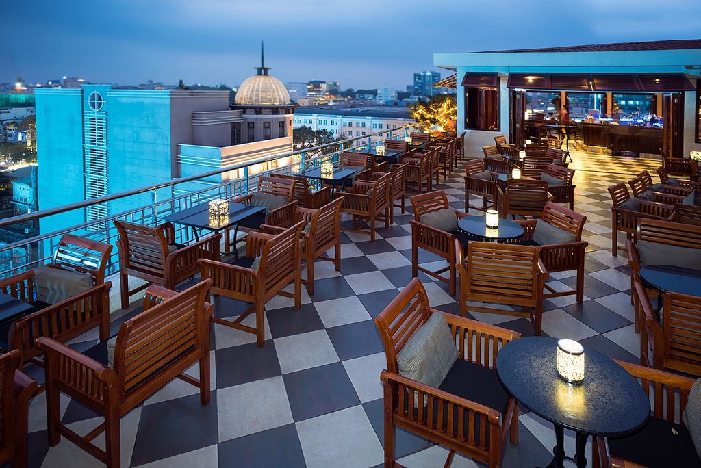 Saigon Saigon Rooftop Bar-March 2014