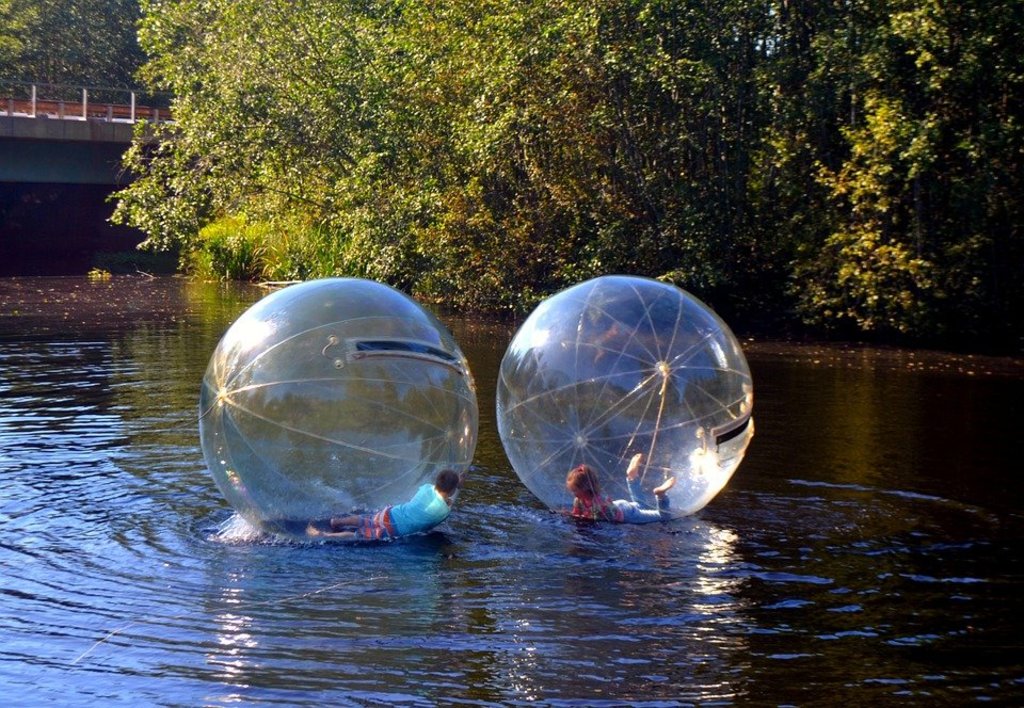 Water Zorbing