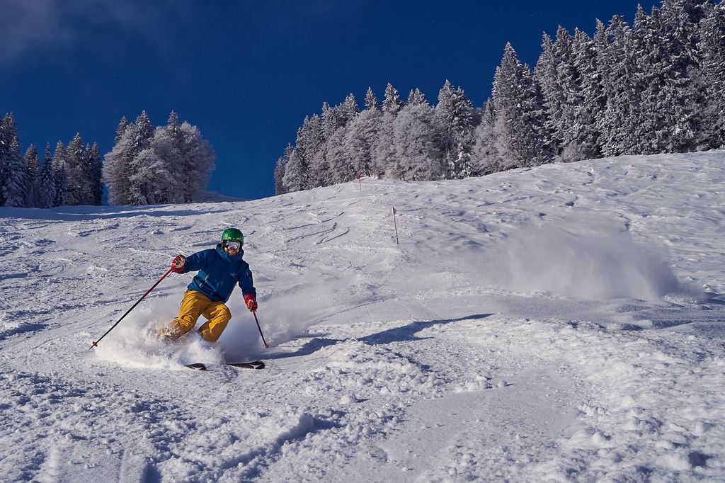Skiing