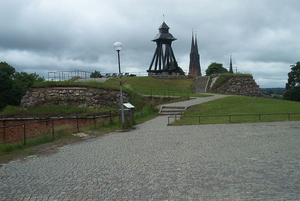 Gunilla Bell by the Castle