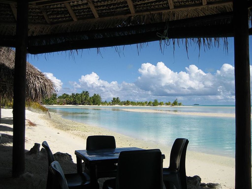 Beach bar view - panoramio