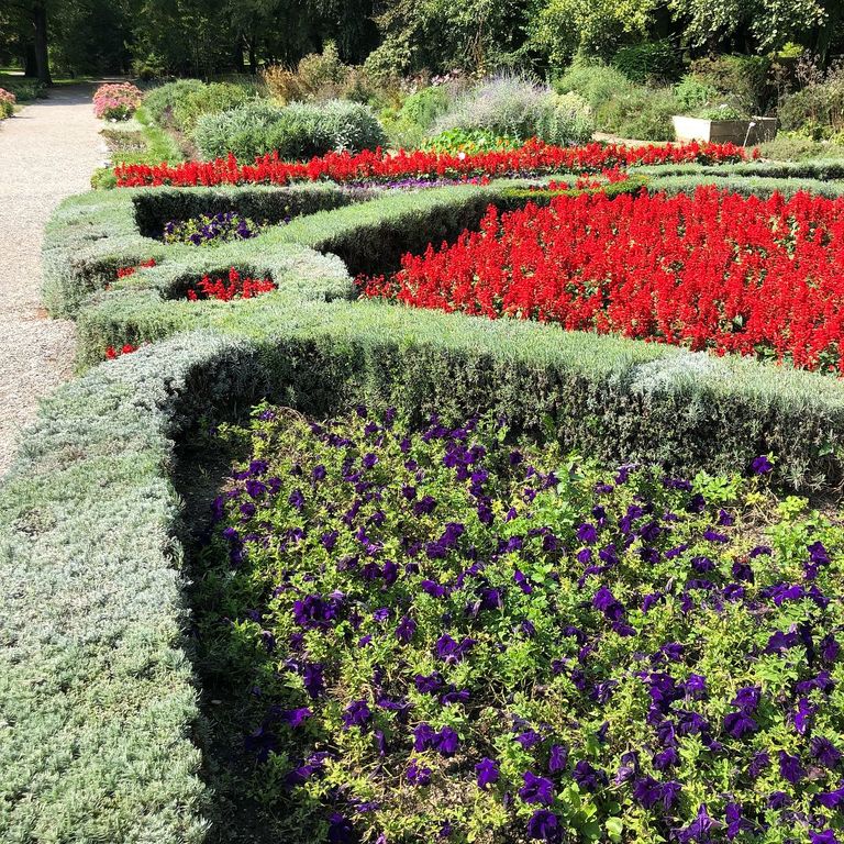 things to do in zagreb | roam the streets of lenuci horseshoe