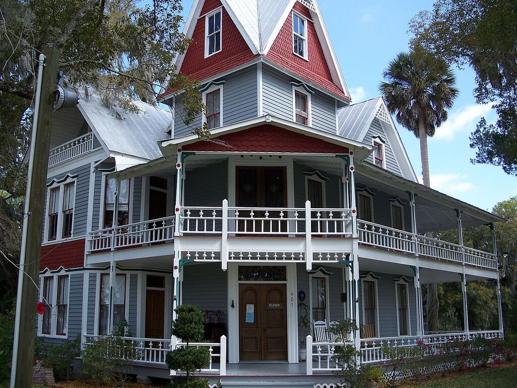 May-Stringer House01