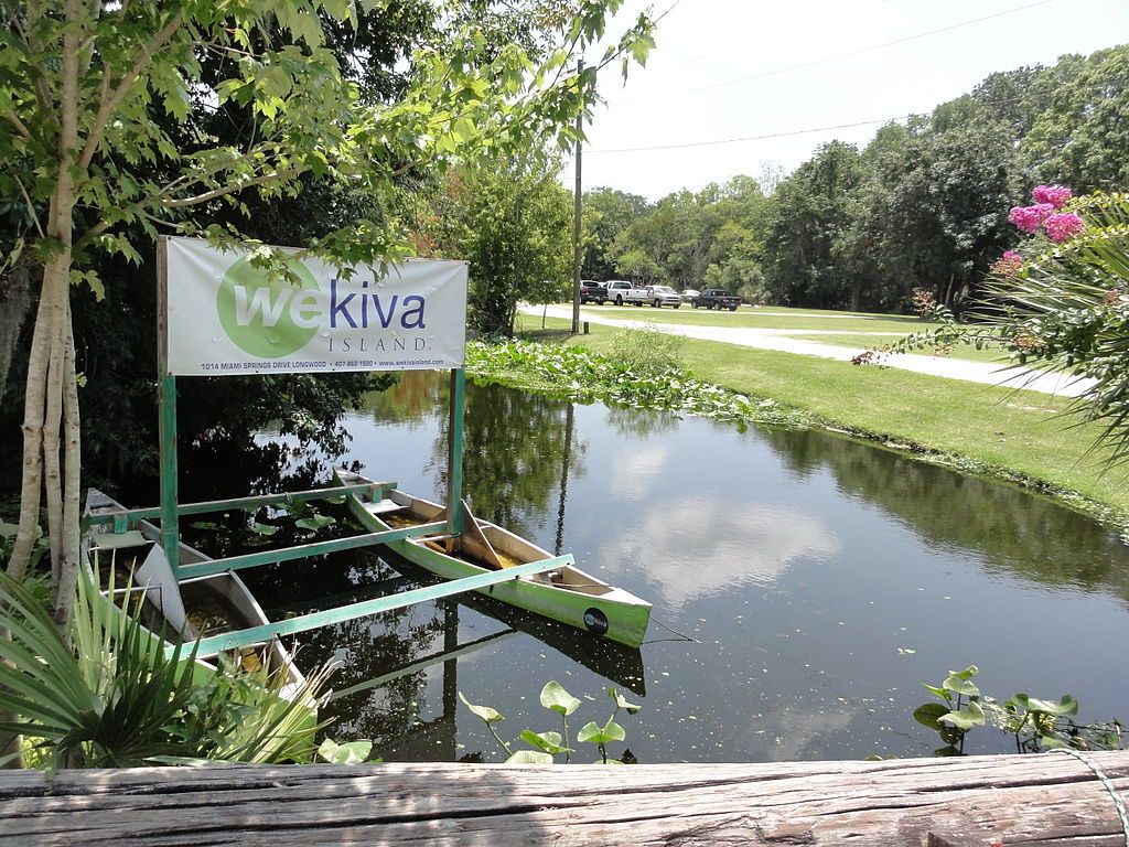 Wekiva Island canoes
