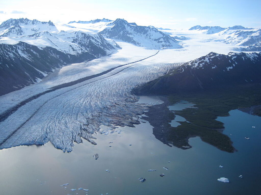 Bear Glacier, Kenai Fjords National Park (6808652535)