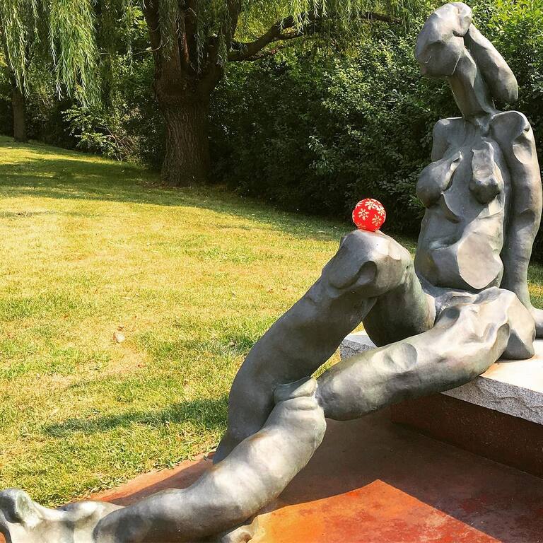 things to do in skokie illinois | view the marvelous sculptures at skokie northshore sculpture park