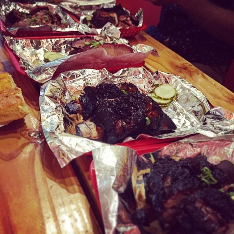 BBQ feast @ Rollin' Smoke... Shape shifting. -fat -obese -help