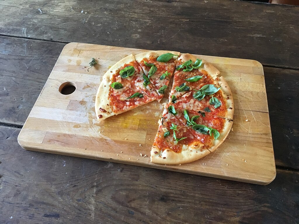 Gluten lactose free margherita pizza by schär brand