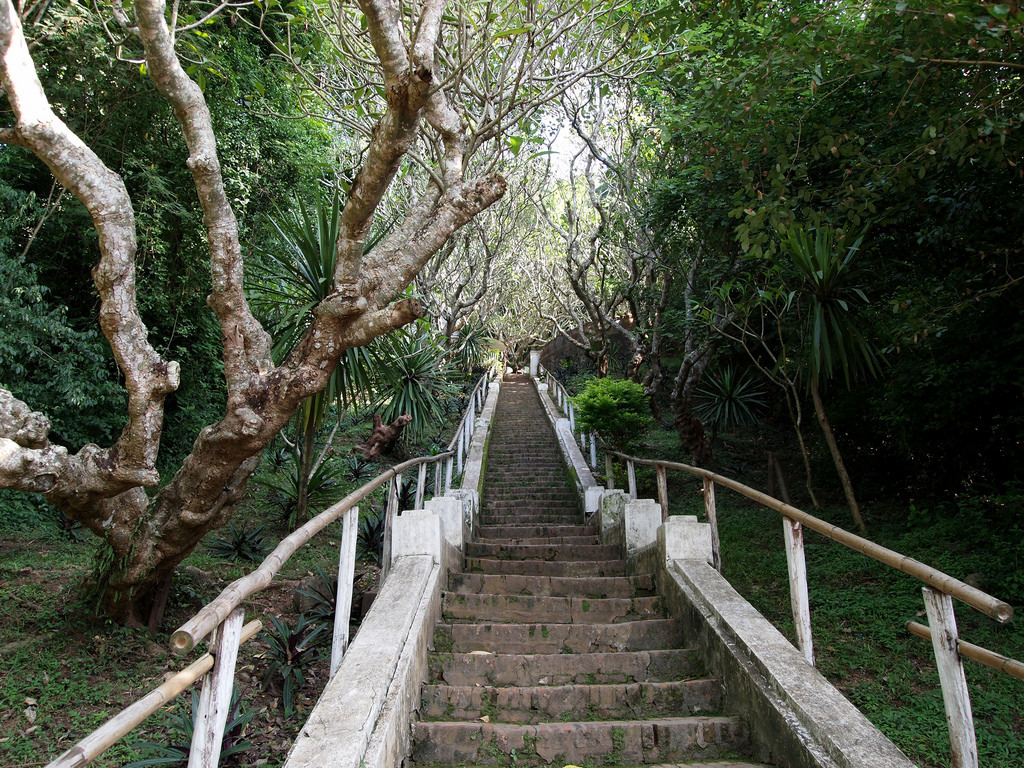 The stairs up Mount Phousi