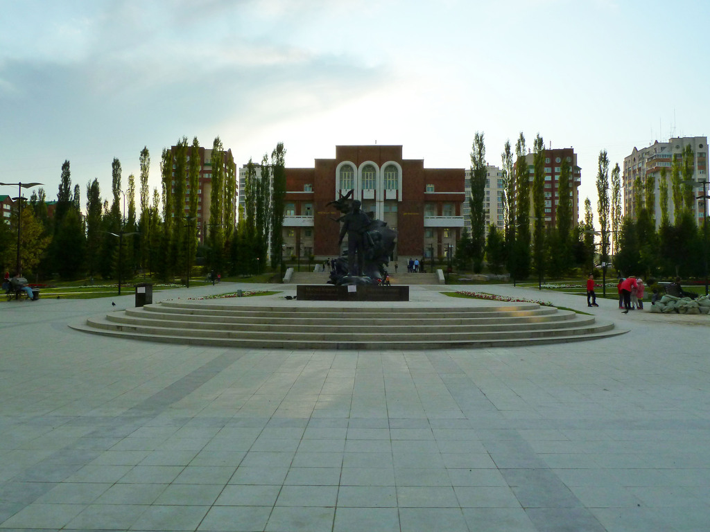 Mustai Karim monument, Ufa (2)