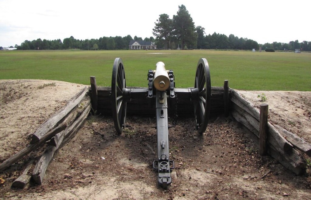 Cannon at Bentonville Battlefield