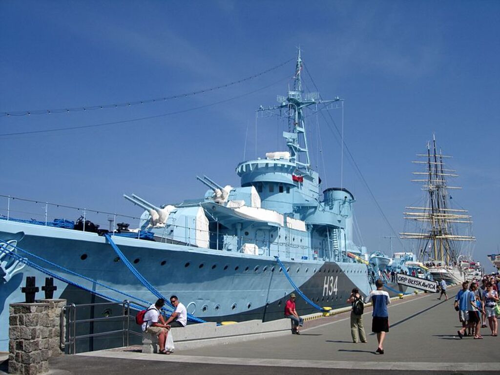 Gdynia, ORP Błyskawica (destroyer) - panoramio
