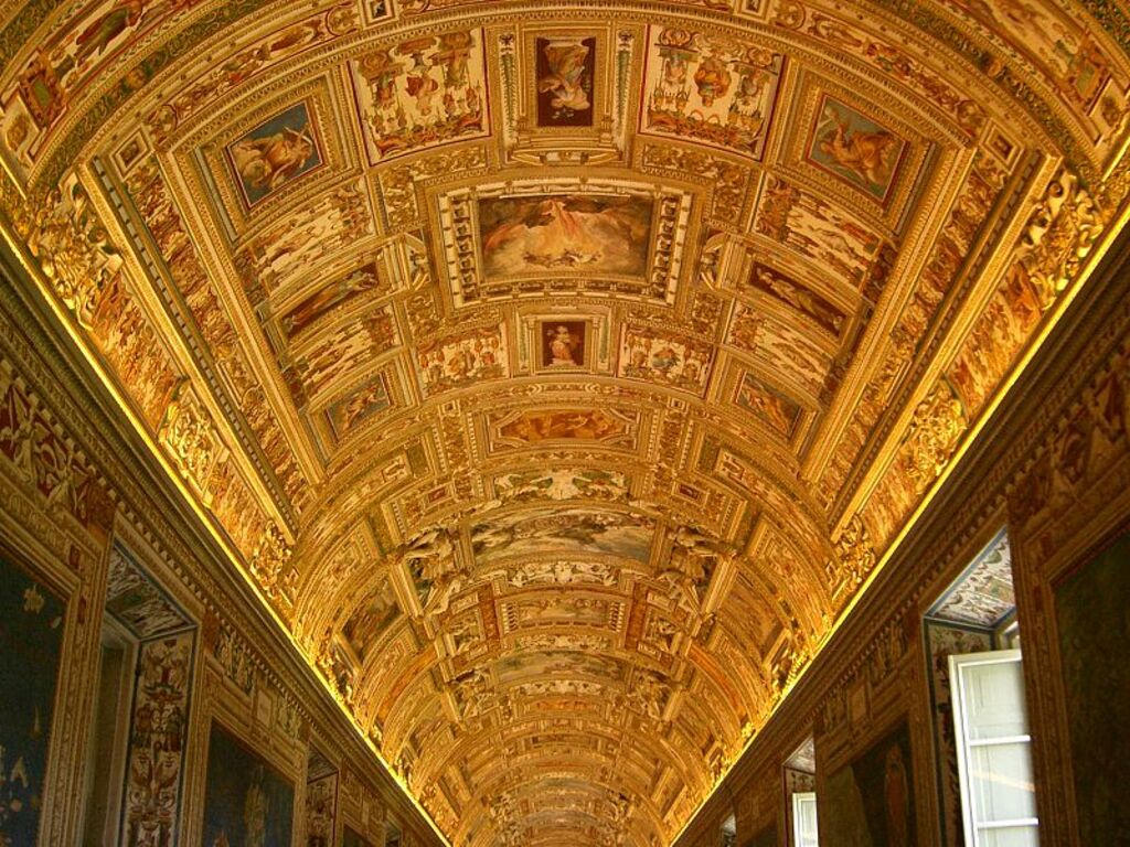 Inside Musei Vaticani (492480655)