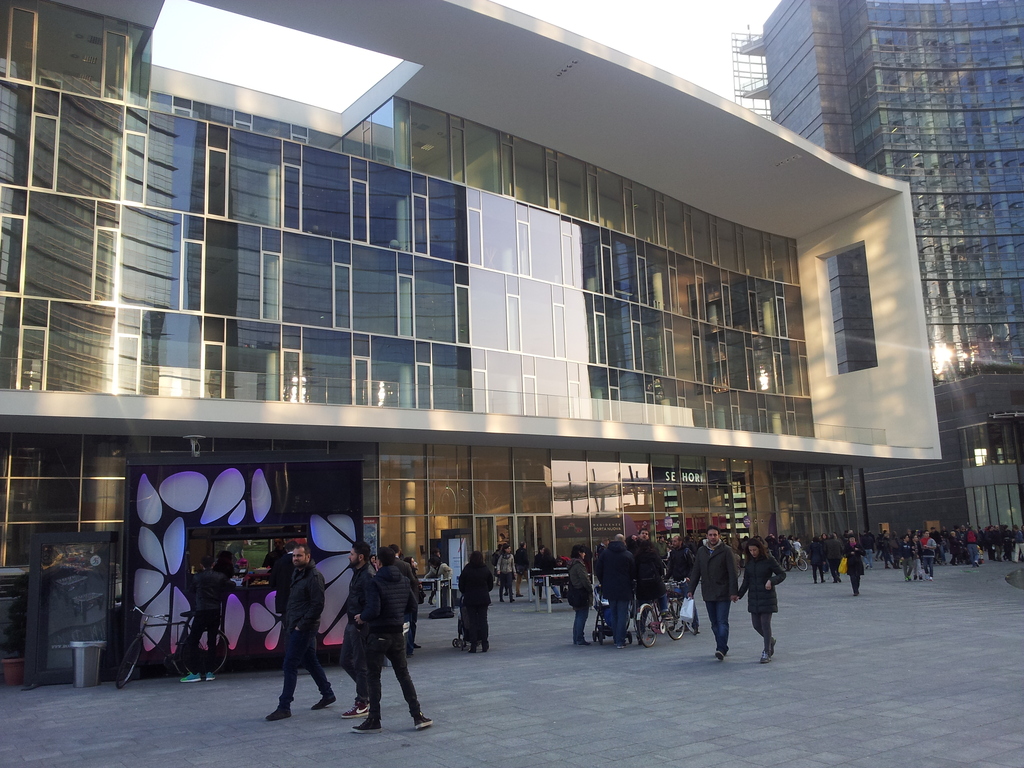 Edifici E1-E2, Piazza Gae Aulenti, Milano