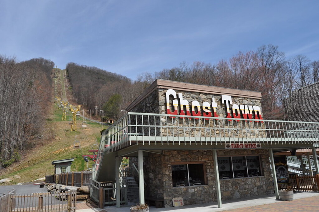 2010 Ghost Town in the Sky
