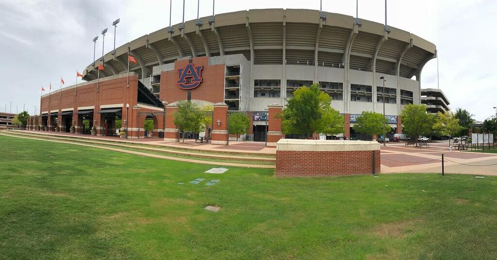 things to do in auburn al | watch a spectacular match by auburn tigers in jordan-hare stadium